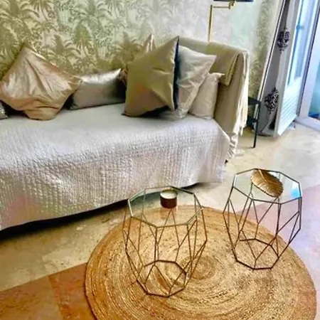 Au Coeur De Avec Balcon Et Parking